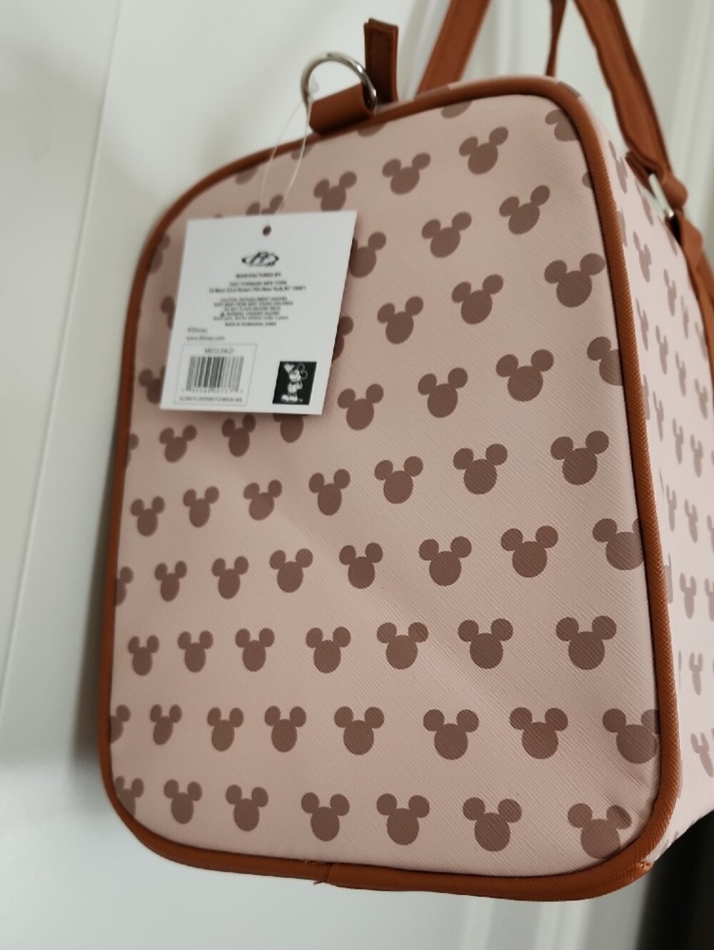 Disney Mickey Mouse Beige & Brown 17-inch Duffle Bag NWT - Picture 4 of 11